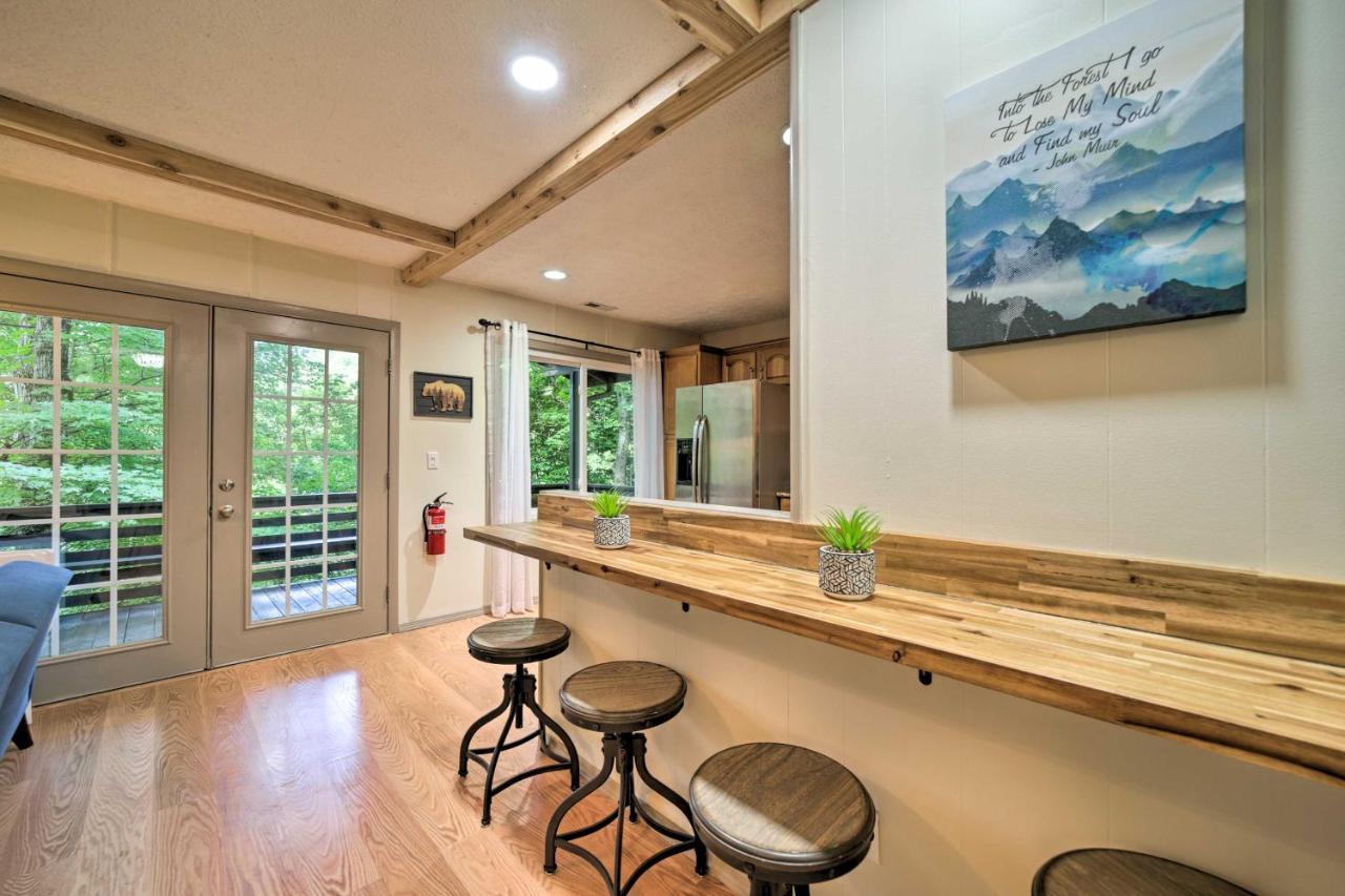 Charming Maggie Valley Getaway With Fire Pit! Exteriör bild