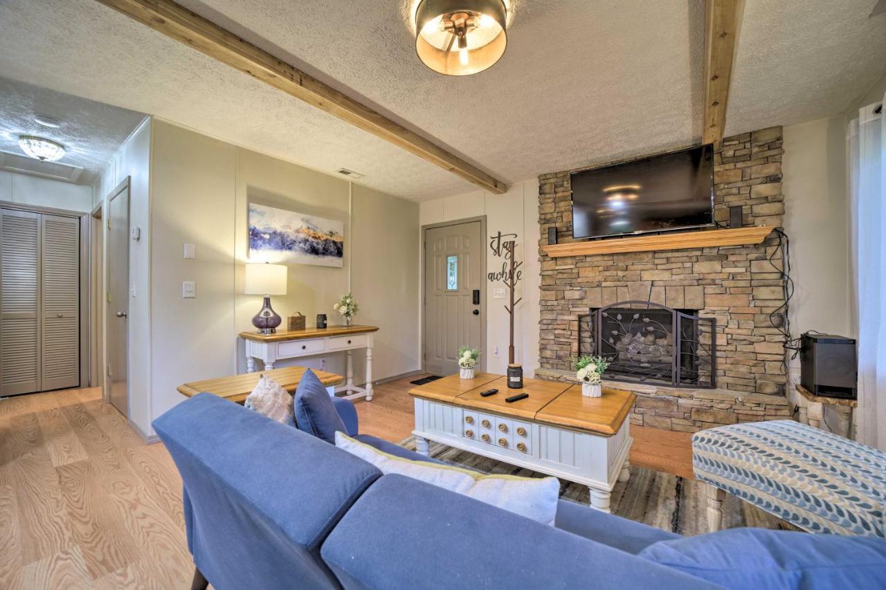 Charming Maggie Valley Getaway With Fire Pit! Exteriör bild