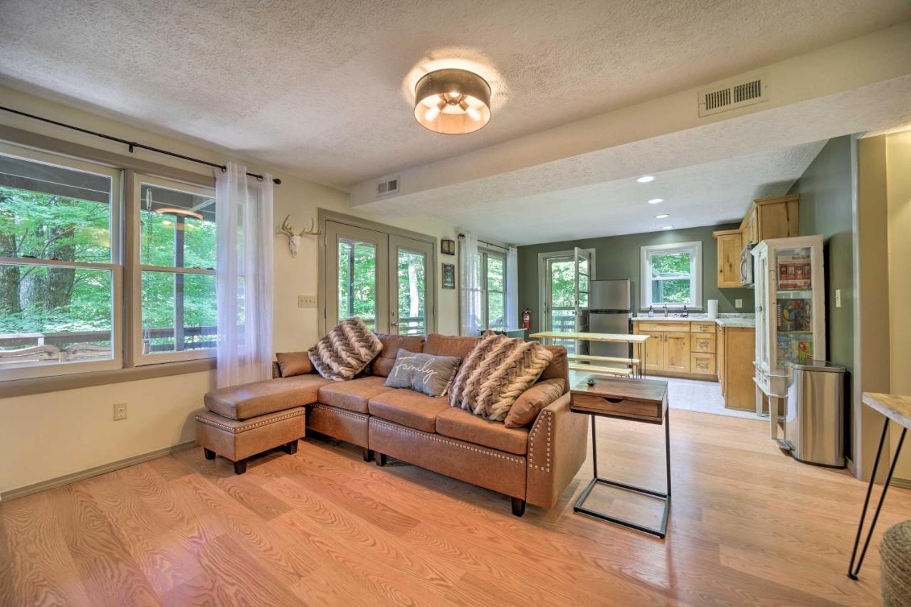 Charming Maggie Valley Getaway With Fire Pit! Exteriör bild