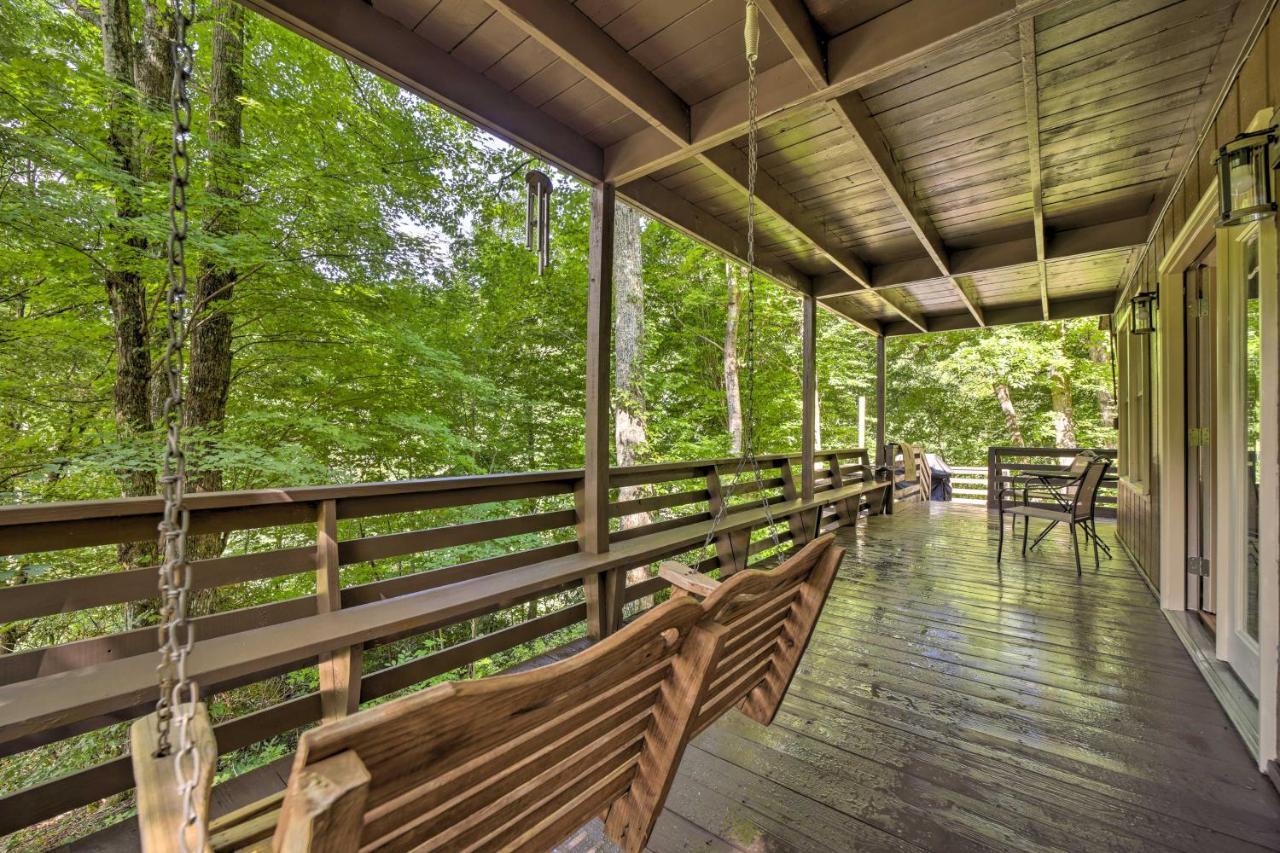 Charming Maggie Valley Getaway With Fire Pit! Exteriör bild
