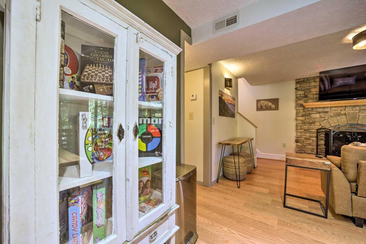 Charming Maggie Valley Getaway With Fire Pit! Exteriör bild